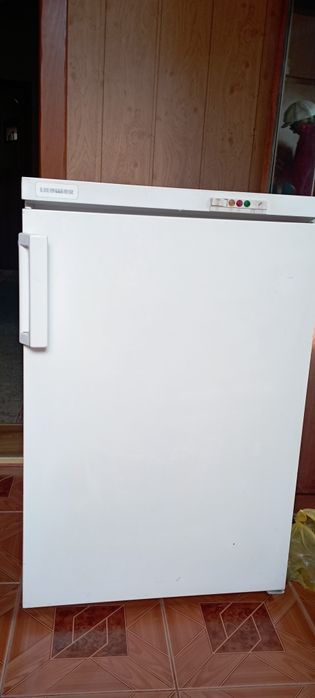 Продам морозильну камеру