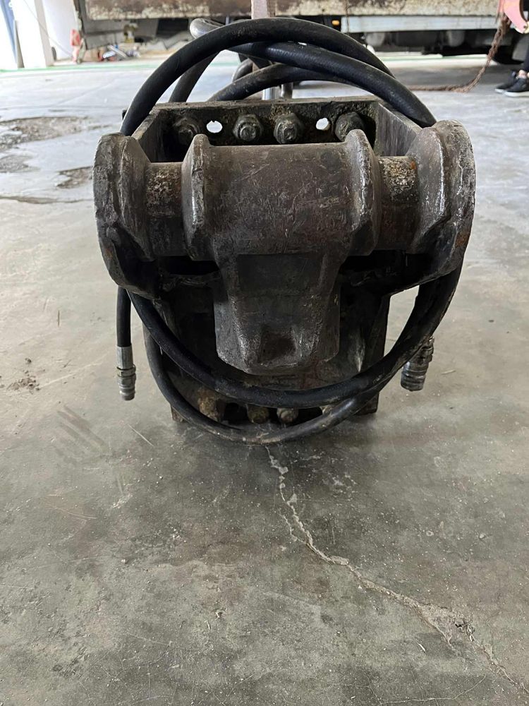 Martelo hidraulico para giratoria 8t