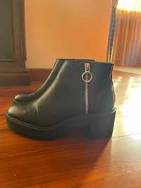 Botas pretas Pull and Bear