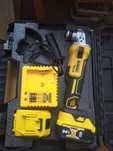 продам болгарку аккамуляторную  DeWALT 24V 125