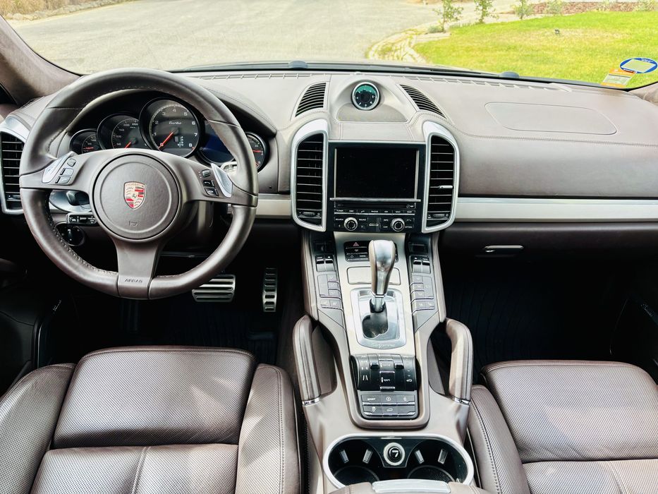 Porsche Cayenne Turbo V8 500cv 1 DONO