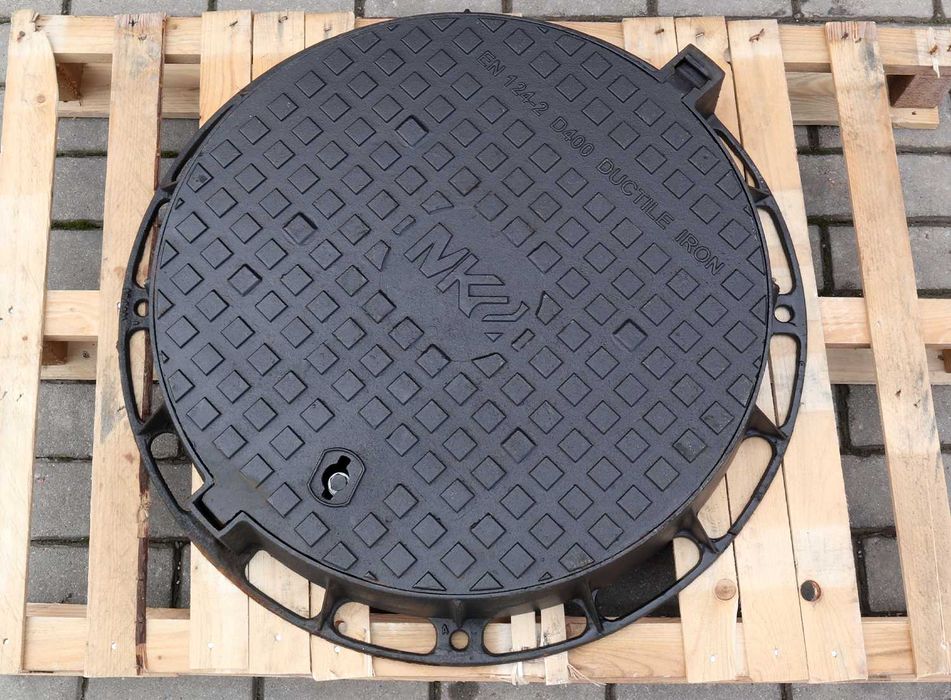 Właz Żeliwny Okrągły DN600 60cm D400 Pokrywa Studzienki Zawias Rygiel