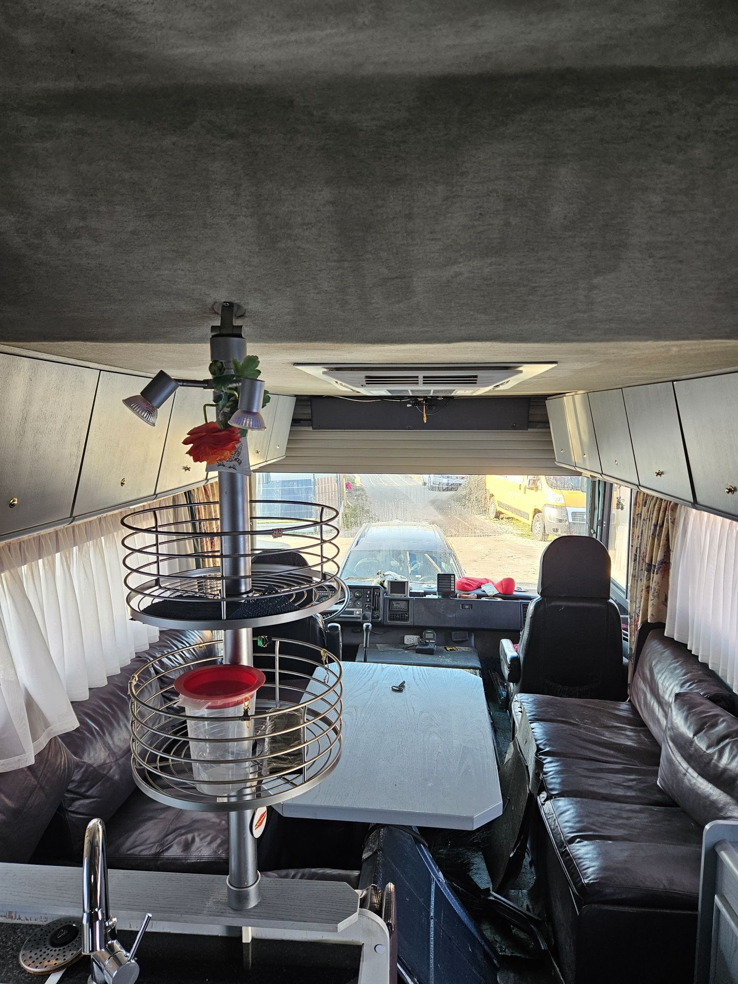 Kamper MAN BM Linear 8.150 7,5t GER jak USA Winnebago