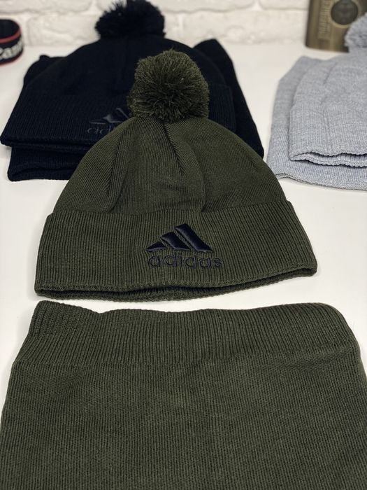 Чоловіча зимова ШАПКА+БАФФ ADIDAS комплект НА ФЛІСІ шапка з помпоном