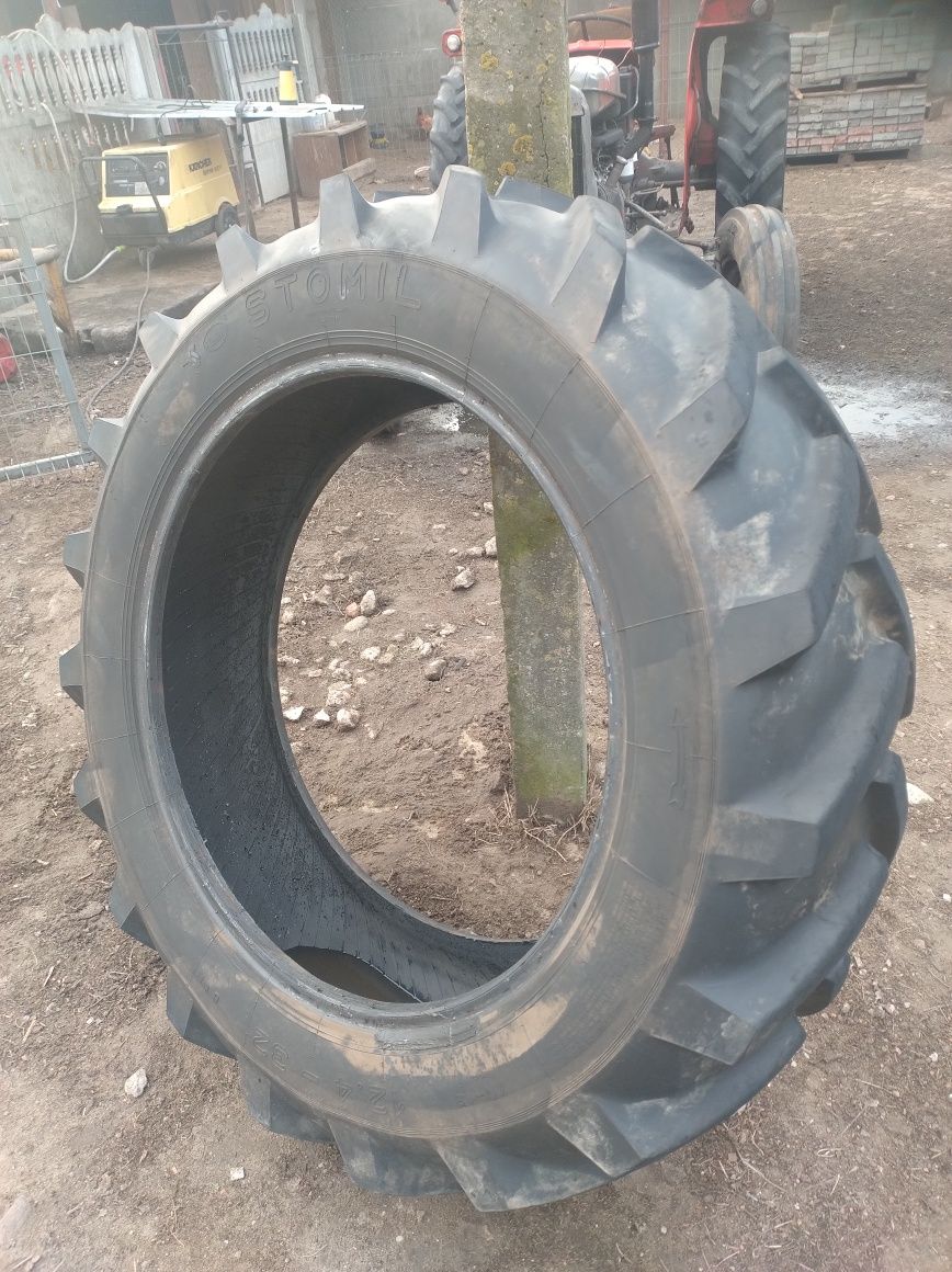 Opona 12.4r32 MF.ursus