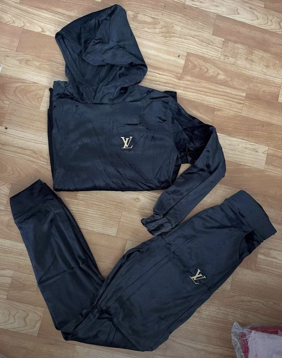 Welurowe dresy tylko teraz