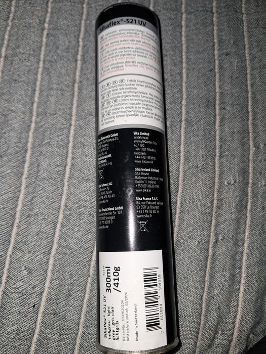 Silikon ,firmy Sikaflex  521 UV