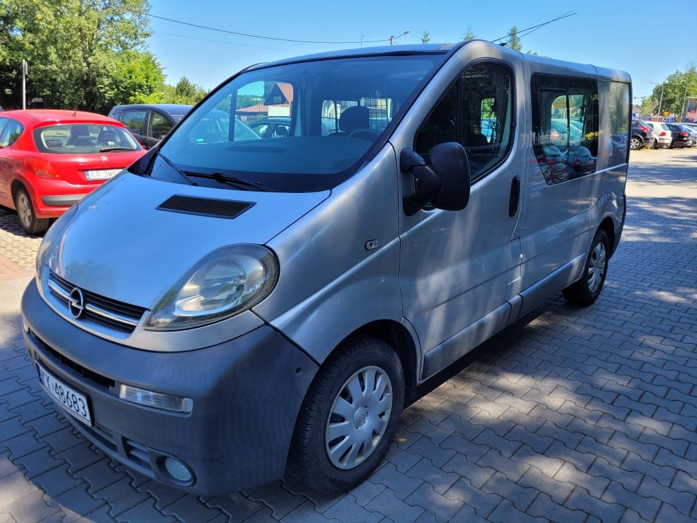 Opel Vivaro 1.9 CDTI 82KM Trafić
