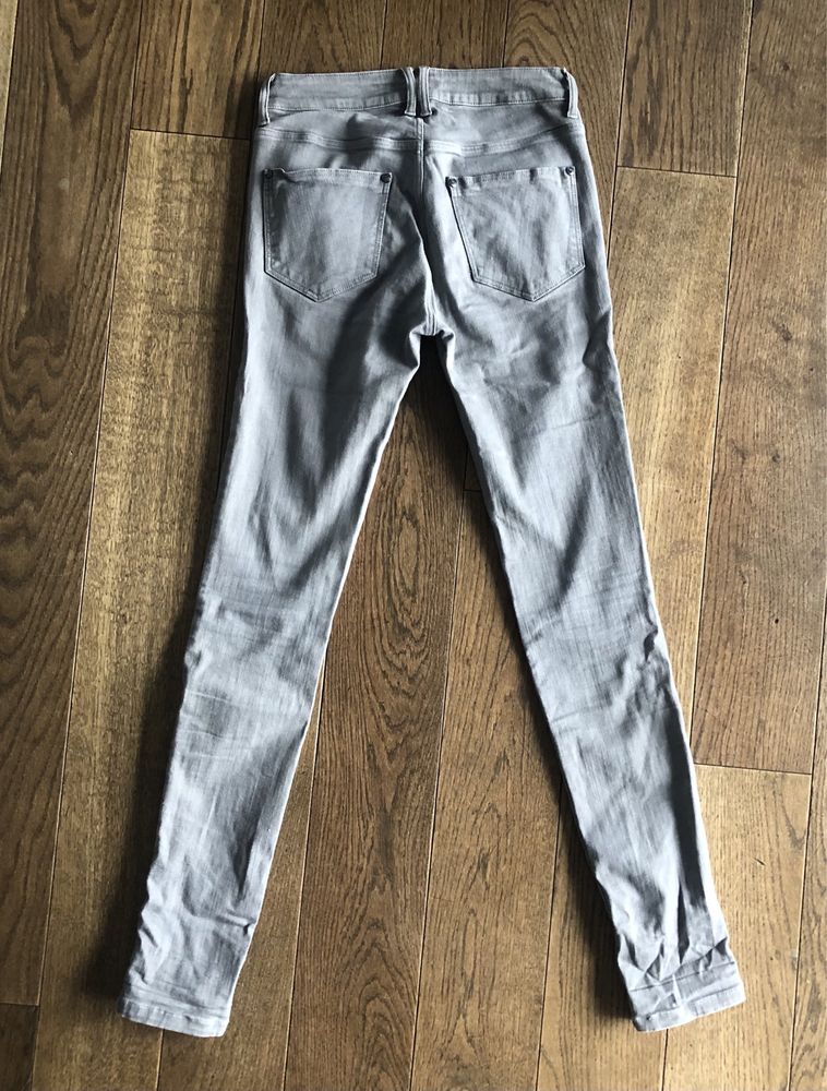 Burberry jeansy szare M