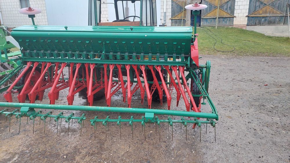 Spredam siewnik zbożowy i opryskiwacz sadowniczy