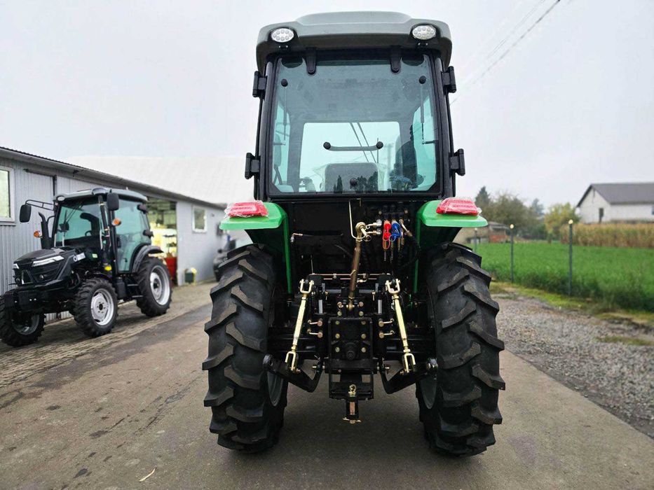 Повнопривідний трактор із кабіною TERRAFENG 555XC, прижимна навіска