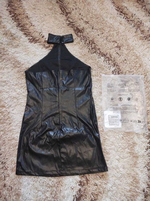 Відверта кожаная Сукня відкриті плечі Шкіряна Мини Платье Лак кожа