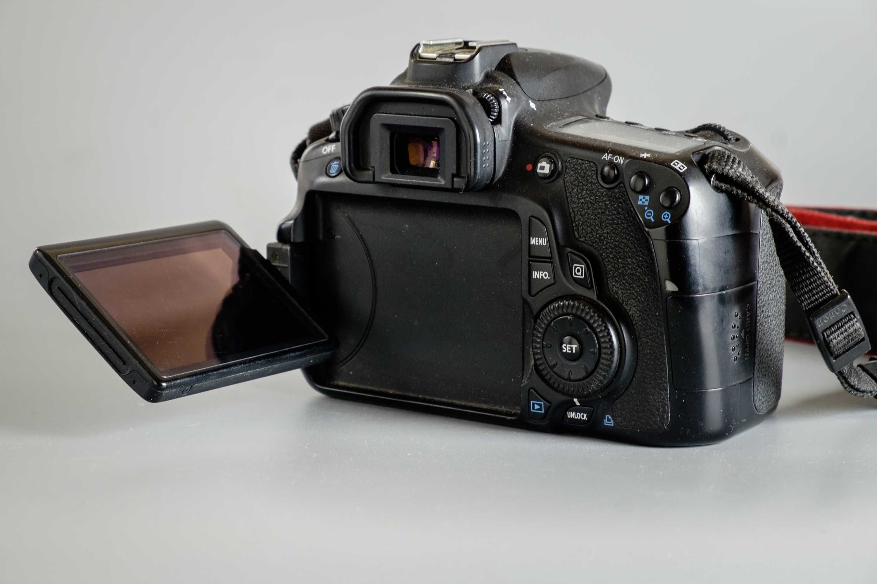 Canon EOS 60D Body дзеркальна фотокамера