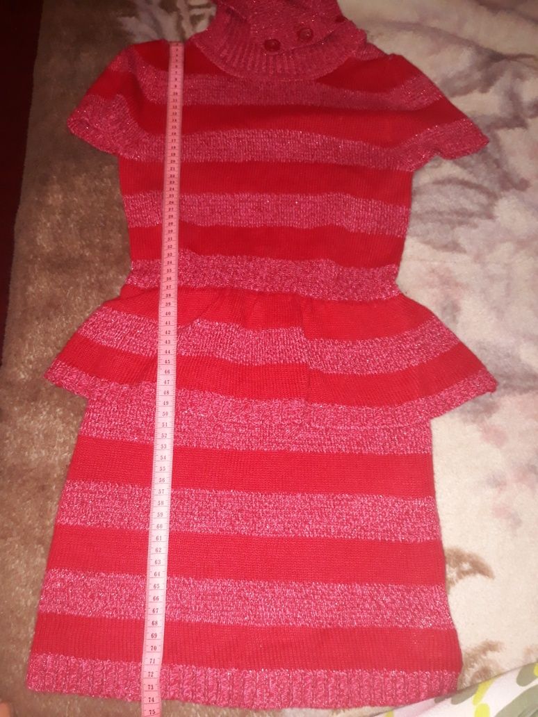 Платье теплое вязанное на 10-12 лет