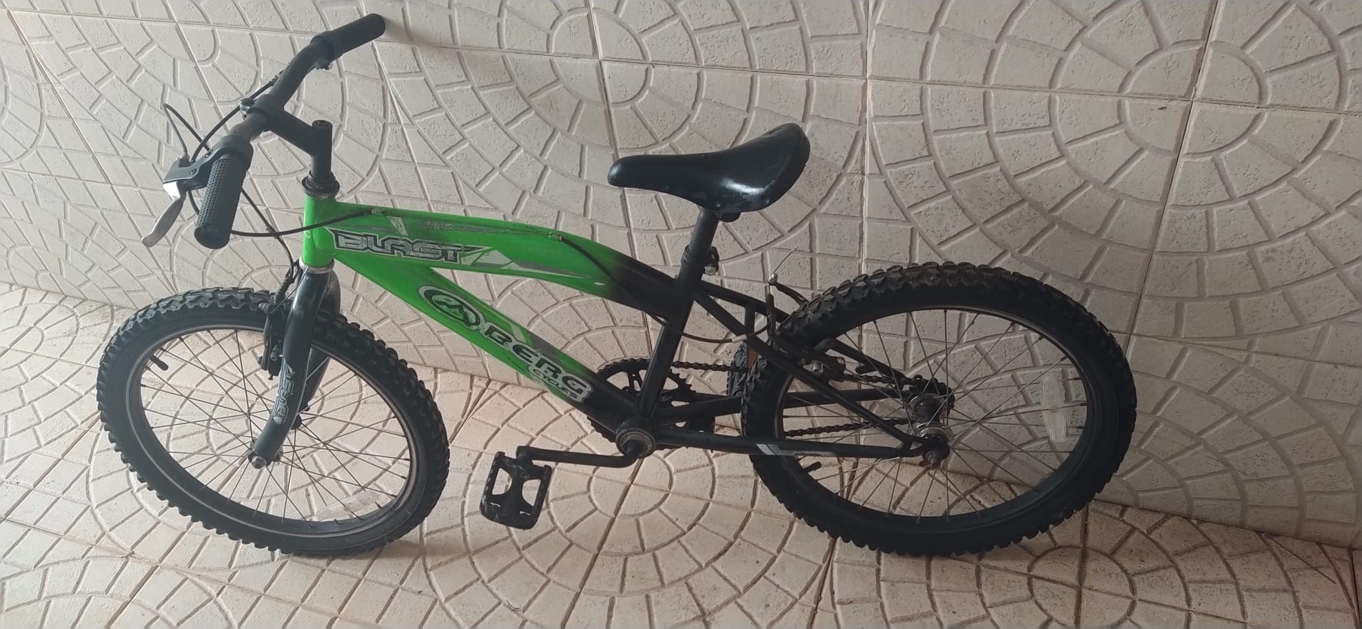 Bicicleta Berg roda 20