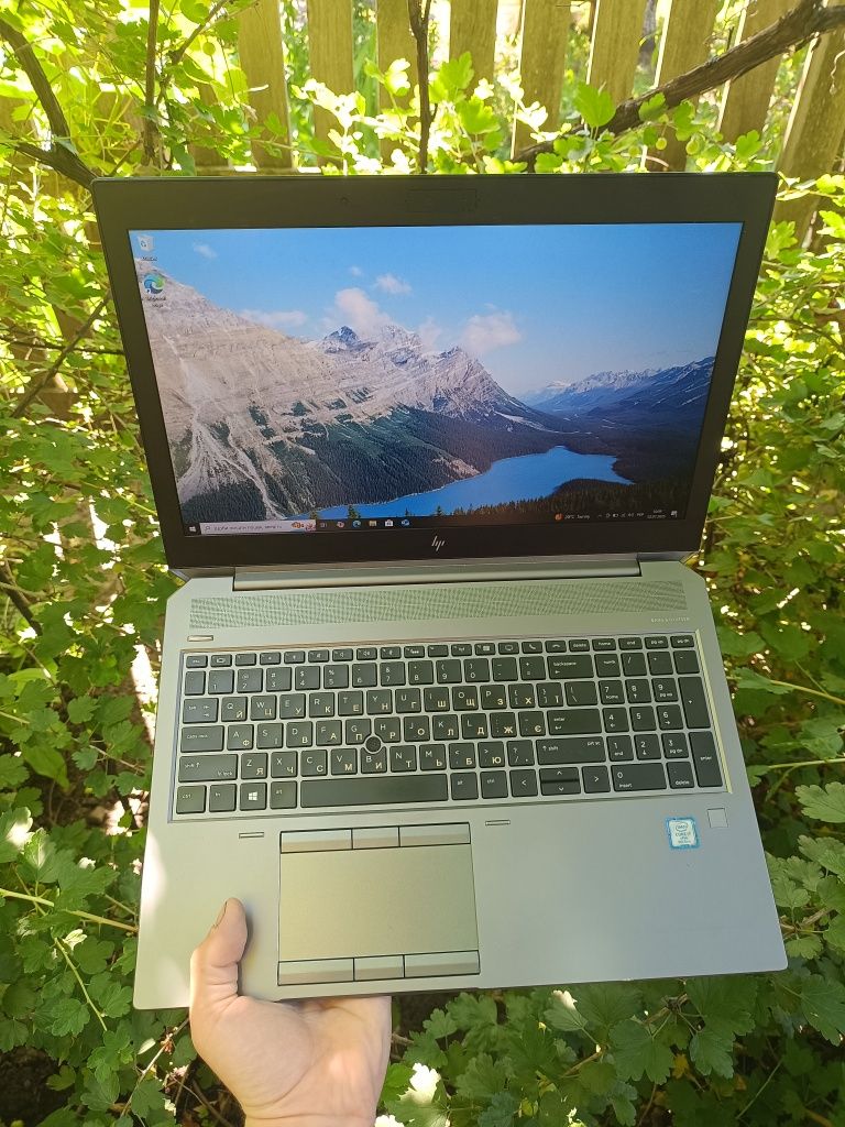 6 ядер, Ігровий ноутбук HP (i7 9850H/16/512/T1000 4GB)