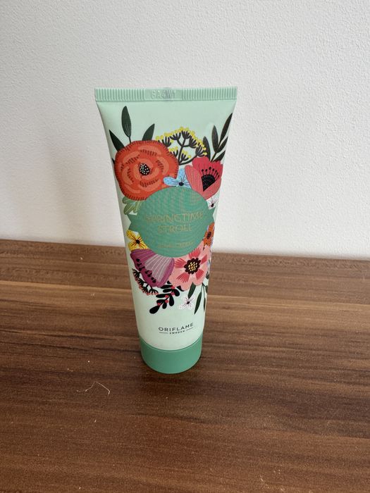 Oriflame Krem do rąk Springtime Stroll 75 ml
