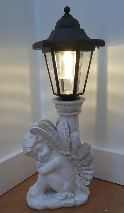 Lampa solarna z aniolkiem śpiącym