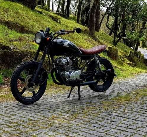 CB250 Café Racer