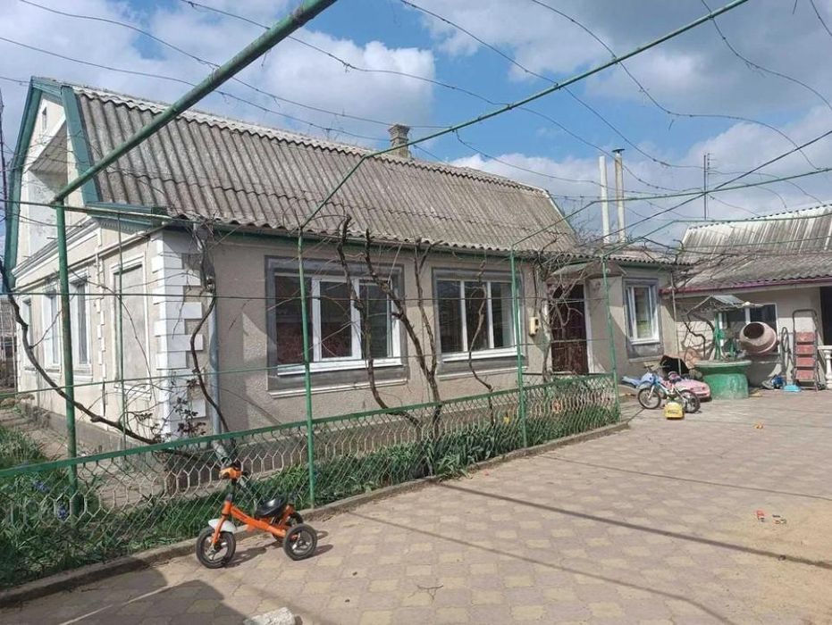 Продам дом в Овидиополе с видом на лиман (212-188)