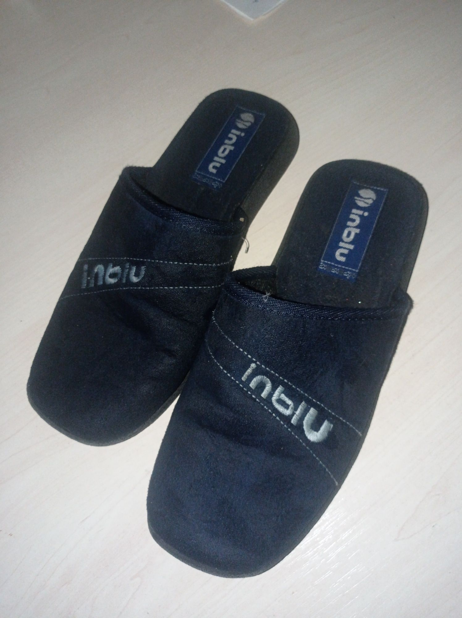 Продам тапочки домашние Inblu p.37