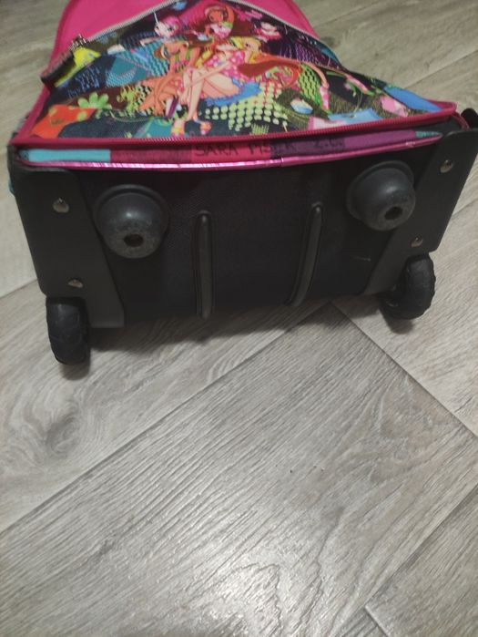 Рюкзак на колесах.В хорошому стані.