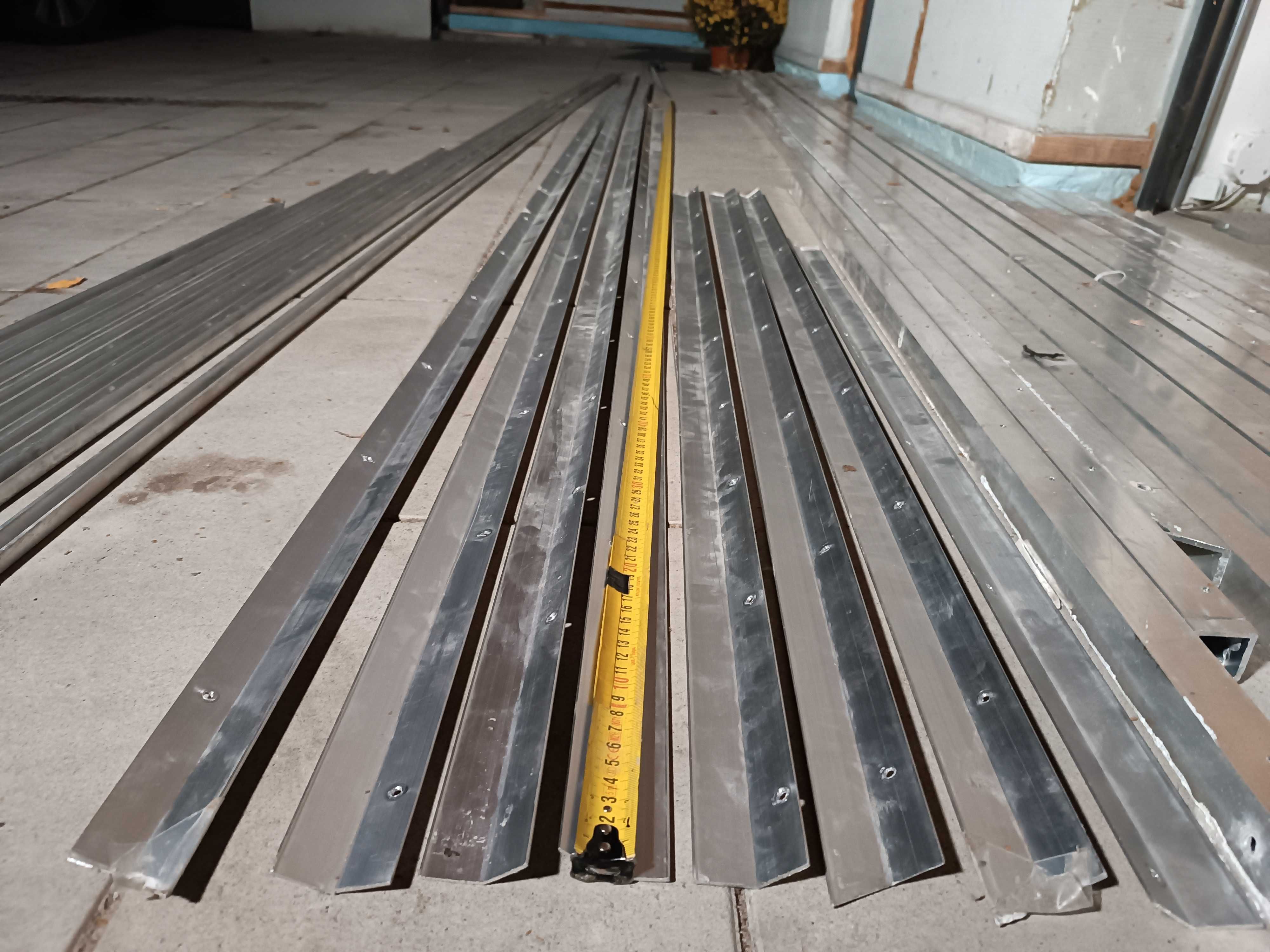 Profil aluminiowy mocujący płótno sufitu napinanego F + krawędziowy L