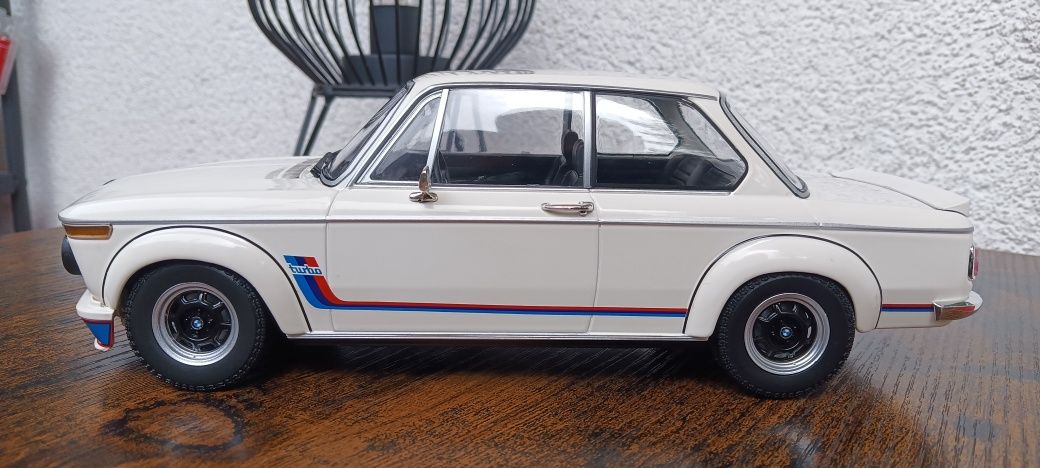 BMW 2002 Turbo  1/18