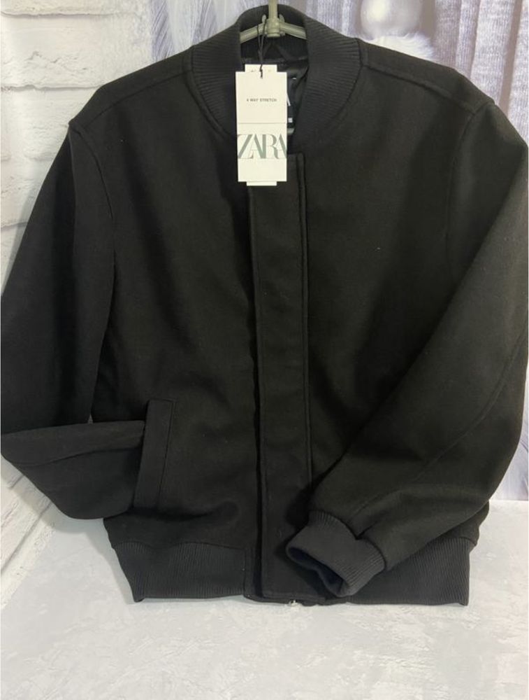 Zara black bomber L size(42 eur)