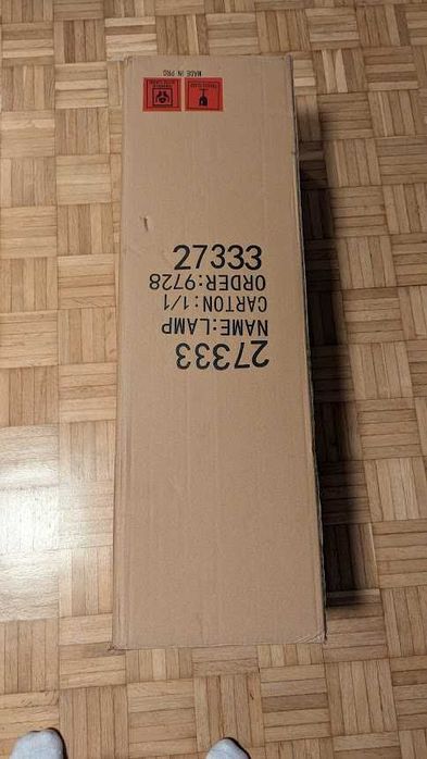 Lampa ścienna regulowana czarna