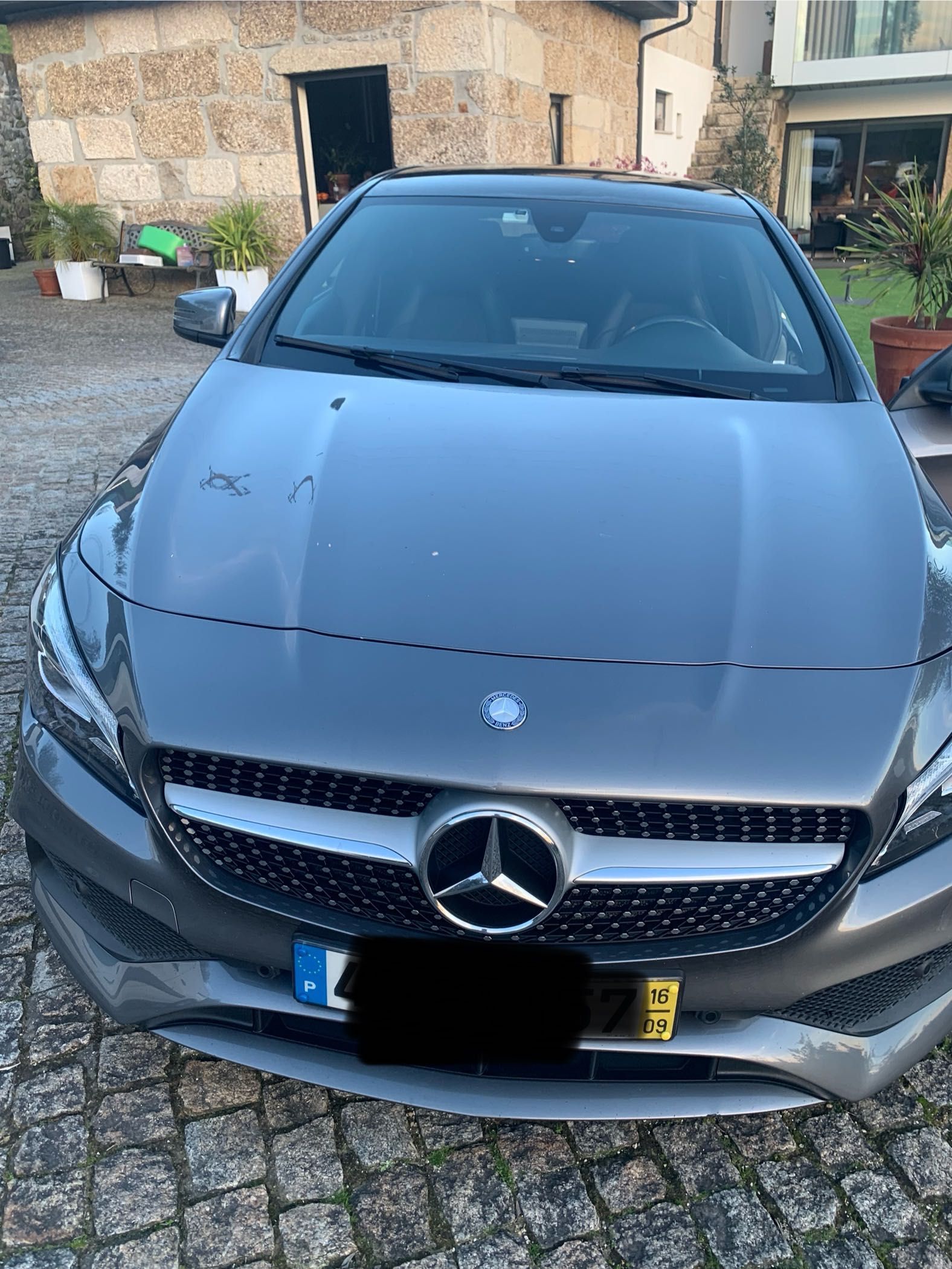 Mercedes CLA 200 - shooting brake AMG