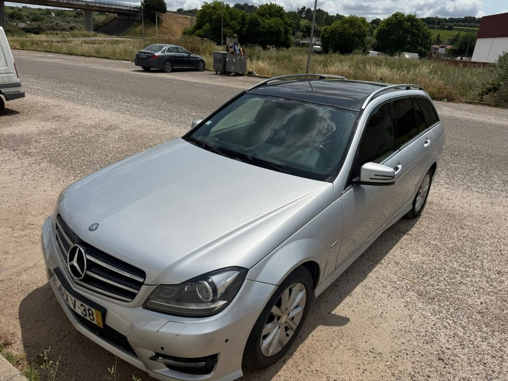 Carrinha Mercedes C220 de 2014