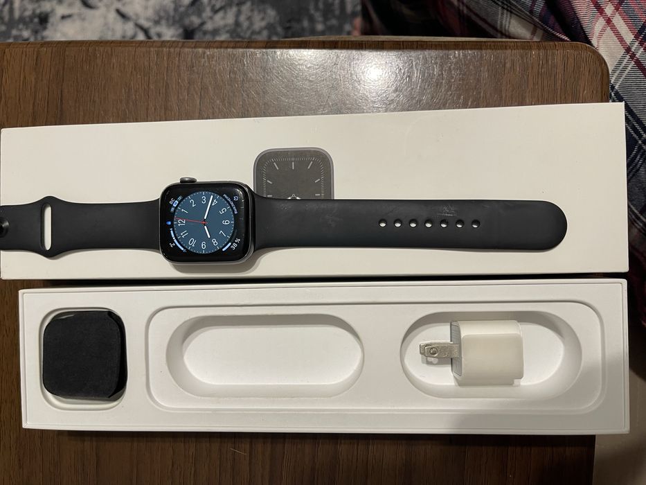 Apple Watch Series 5 44mm