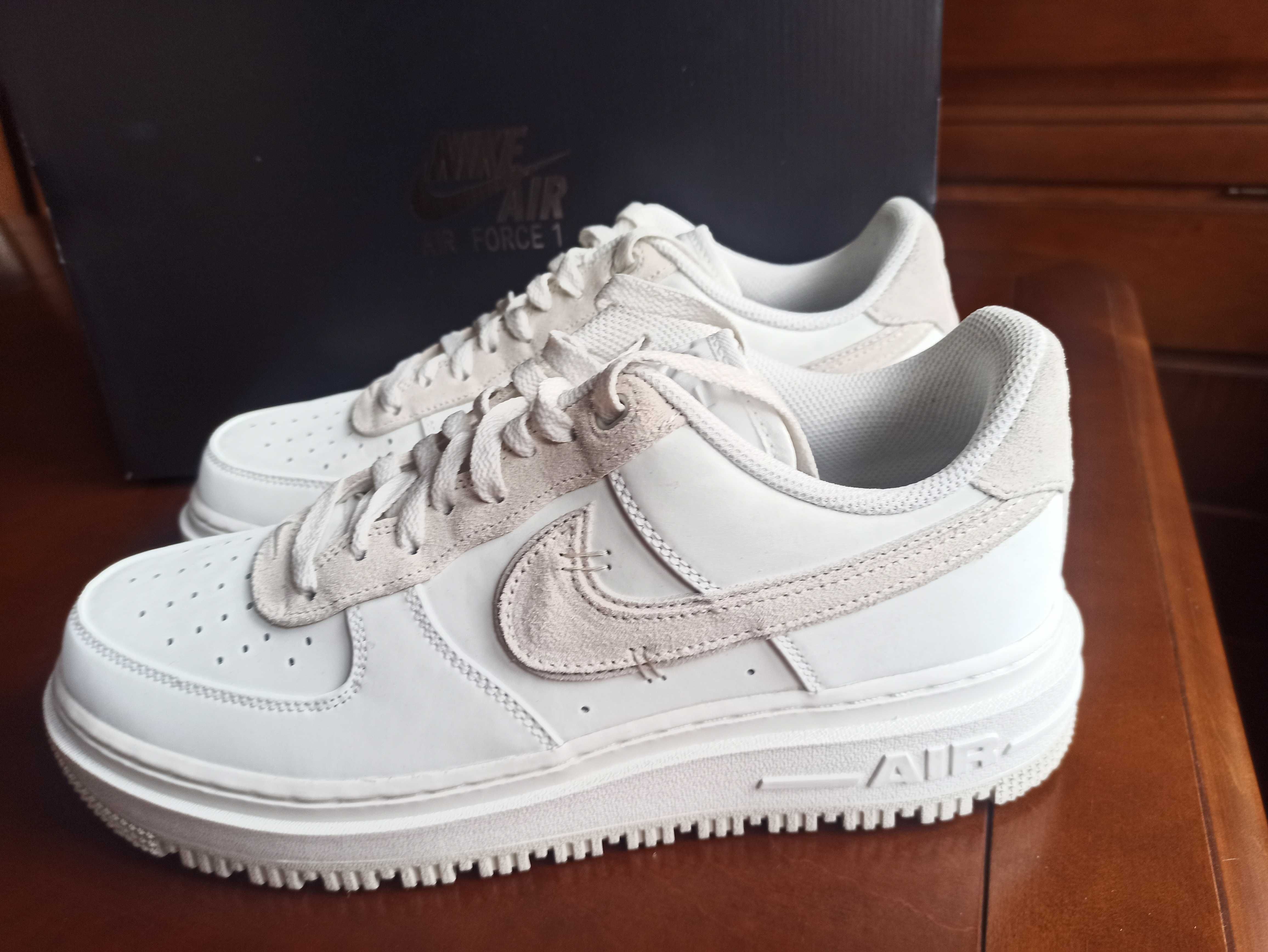 (r 44,5) Nike Air Force 1 Low Luxe Summit White Light Bone DD9605,-100