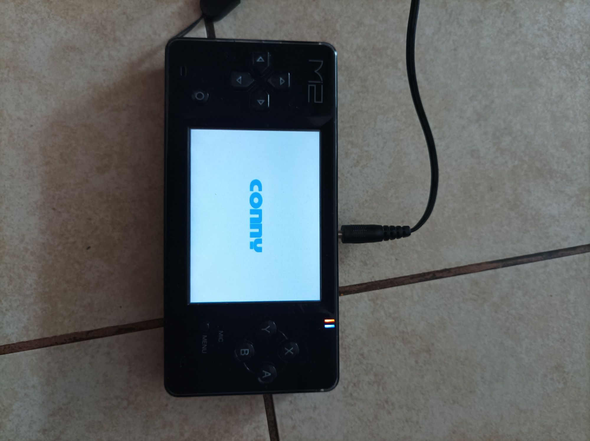 Gra M2 portable z muzyką