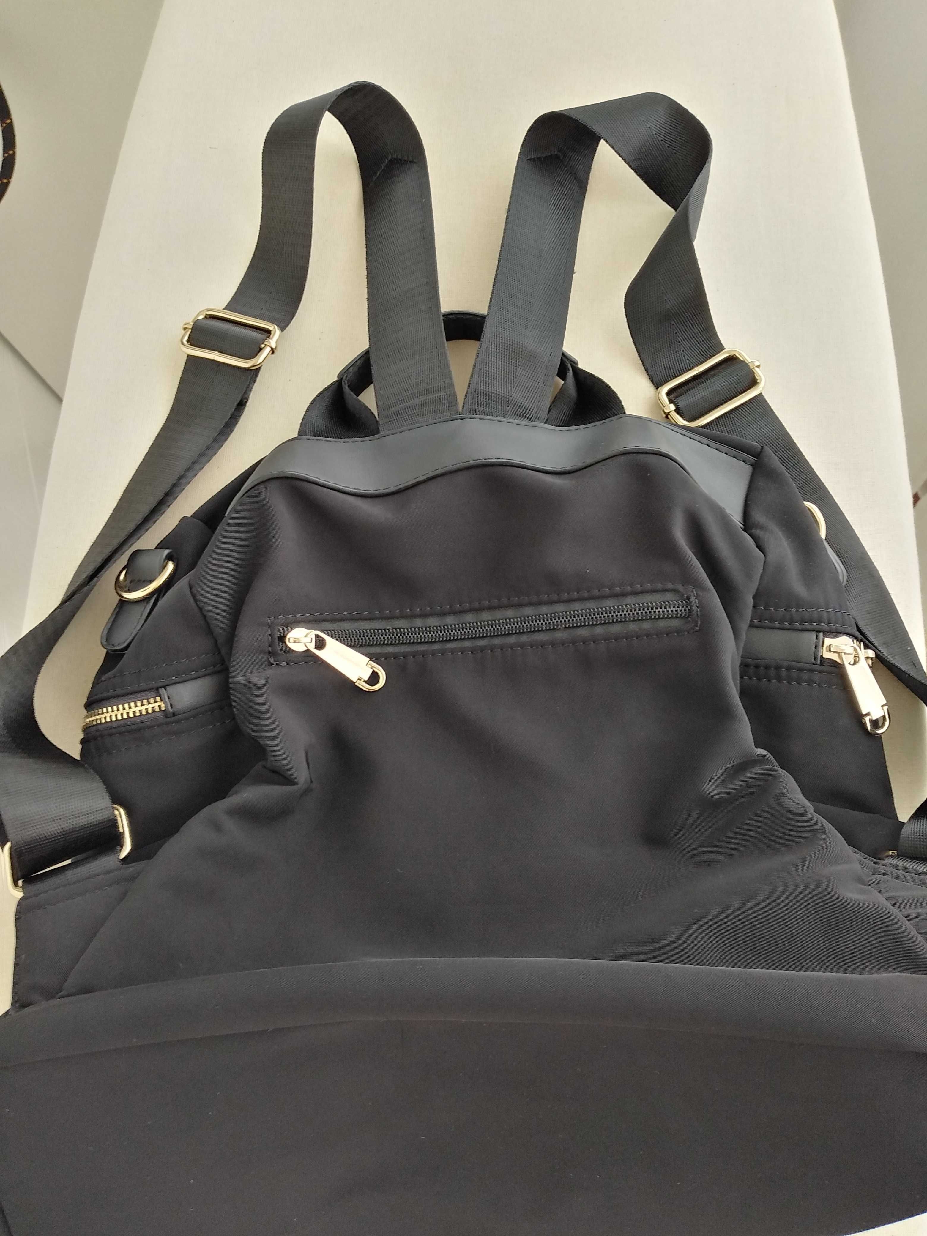Mochila em Preto