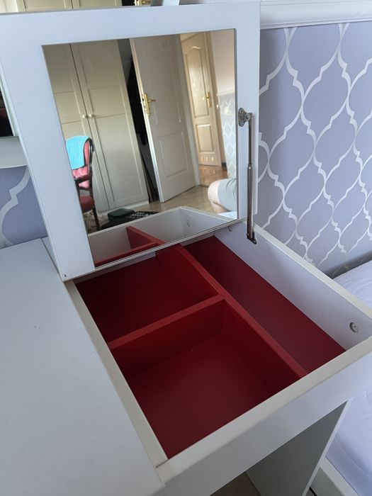 brimnes toaletka ikea
