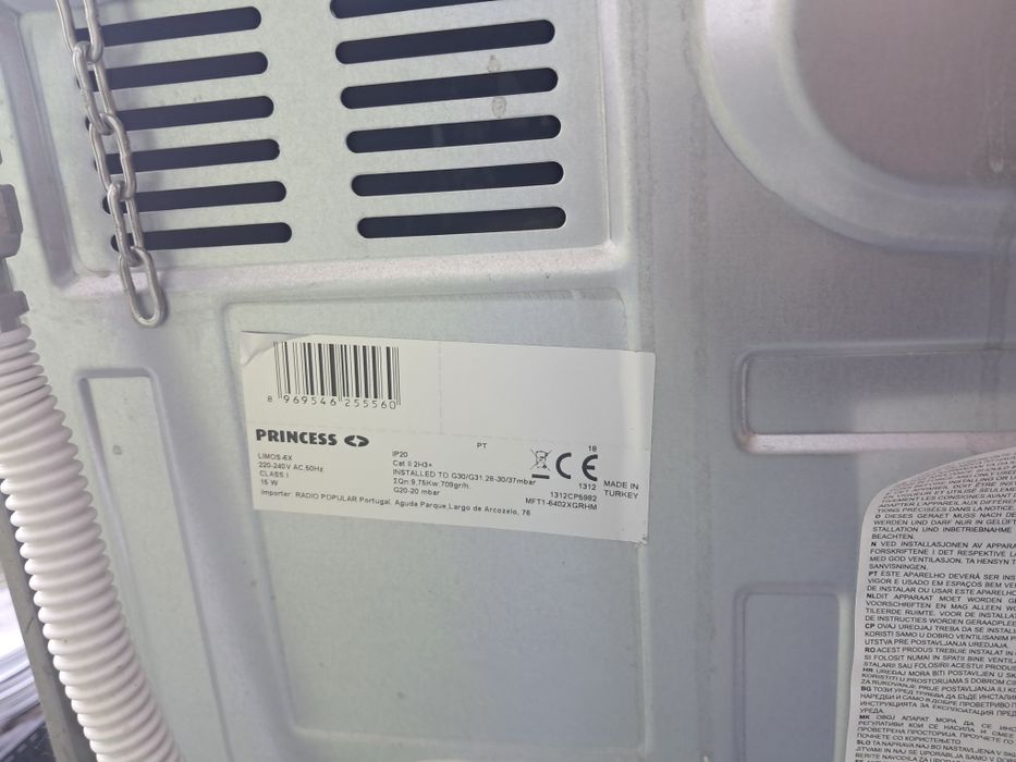 Fogao a gás com forno electrico