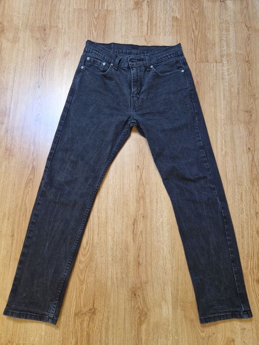 Levi's 502 Pretas