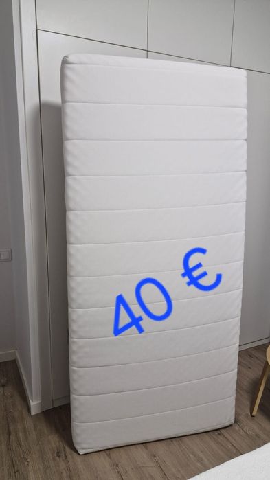 Colchão Ikea excelente estado, capa removível,  foi lavada .