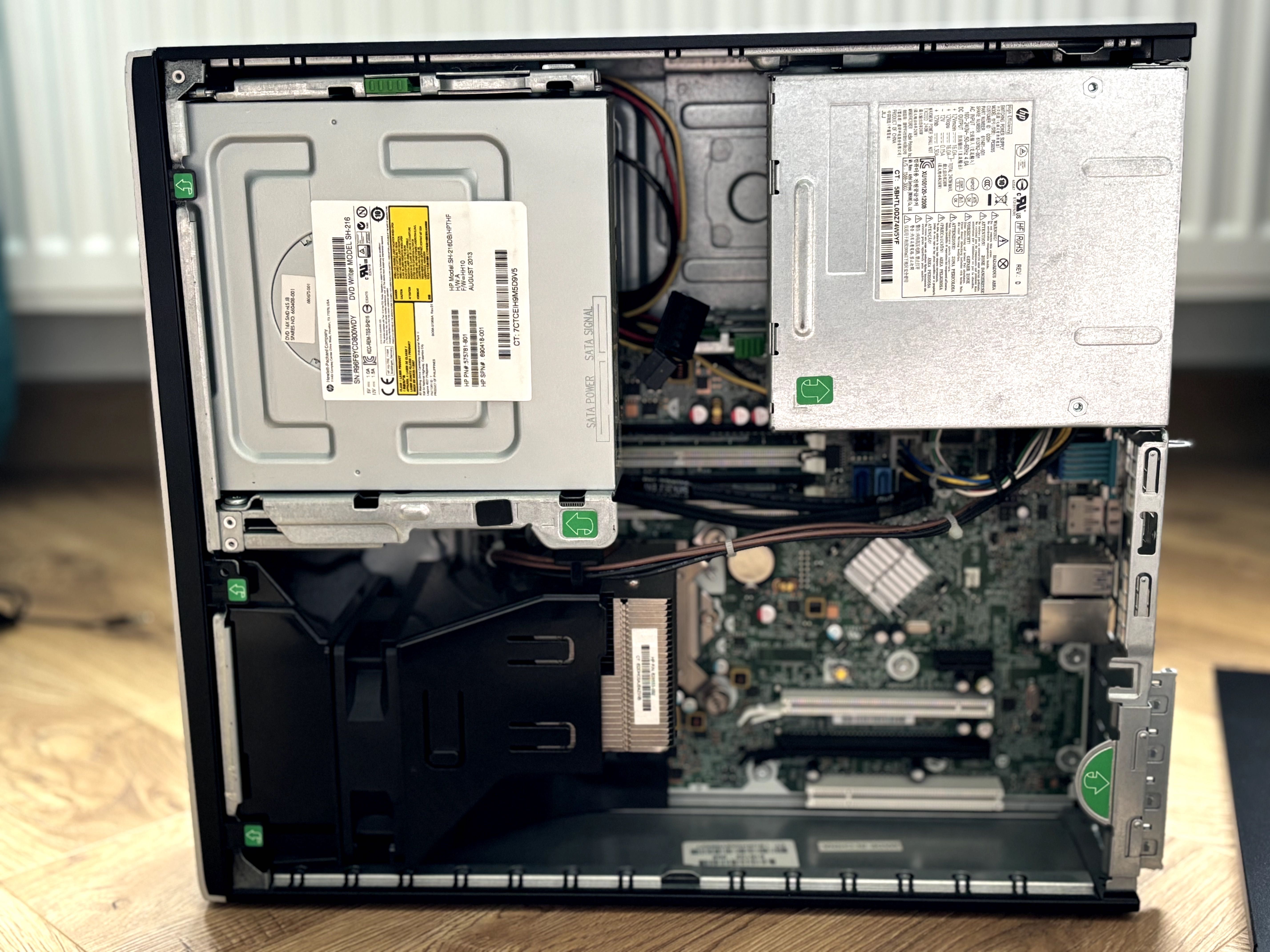 Komputer stacjonarny HP Compaq Elite 8300 + mysz, klawiatura, głośniki