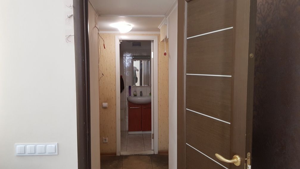 Оренда фасад приміщення на два входи. Соборна,71. 120 або 170 м.кв.