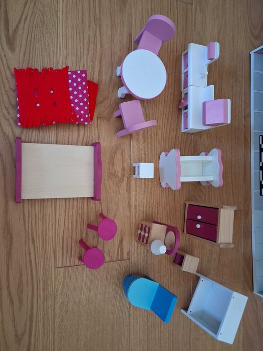 Meble do domku dla lalek, drewniane