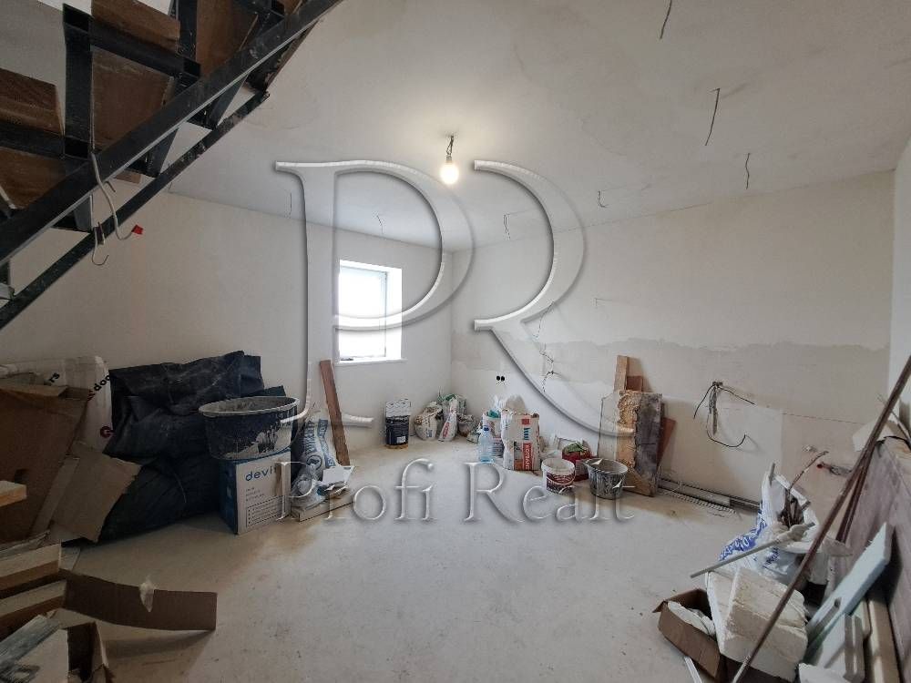 Продаж 2 кімн. квартиру вулиця Самійли Кішки 7А