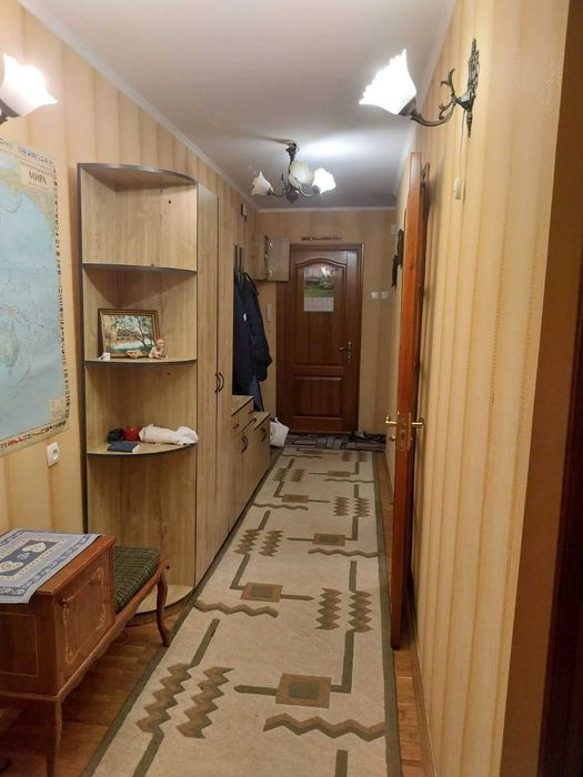 Продам 3 кв, чешка, 6/9 кир. 2 Слобод - пр. Центр. ремонт. мебель