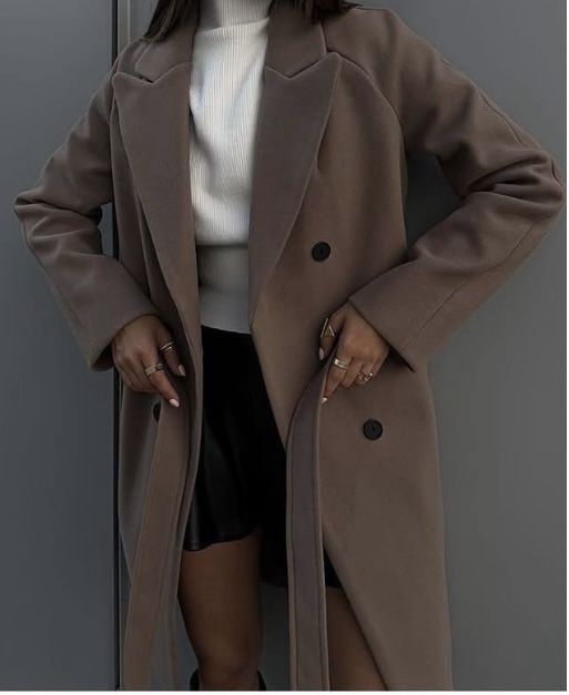 Жіноче пальто осіннє