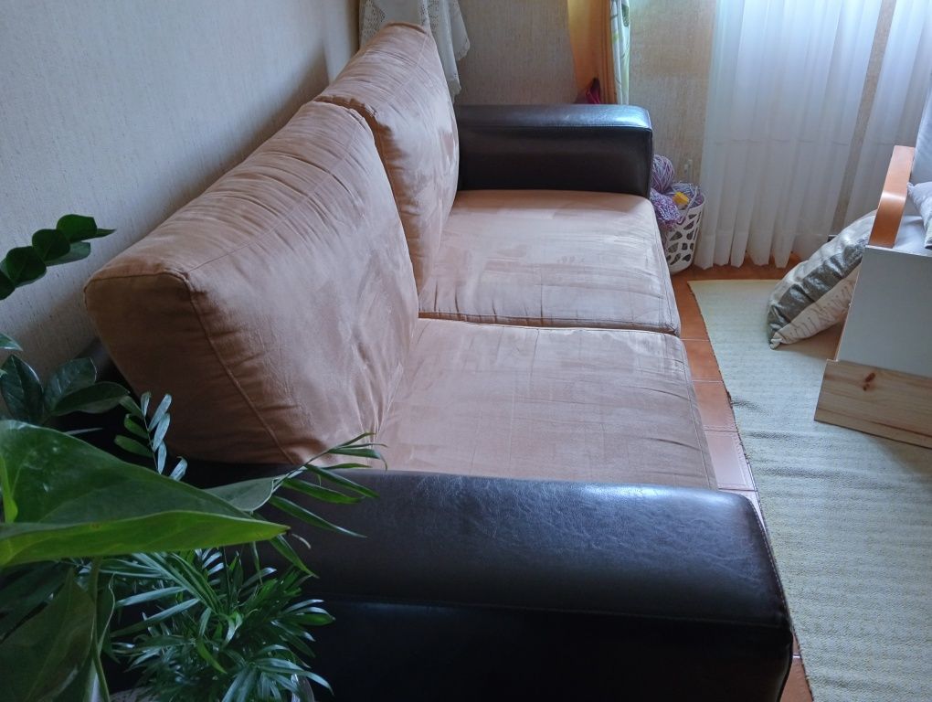 Sofá cama em bom estado
