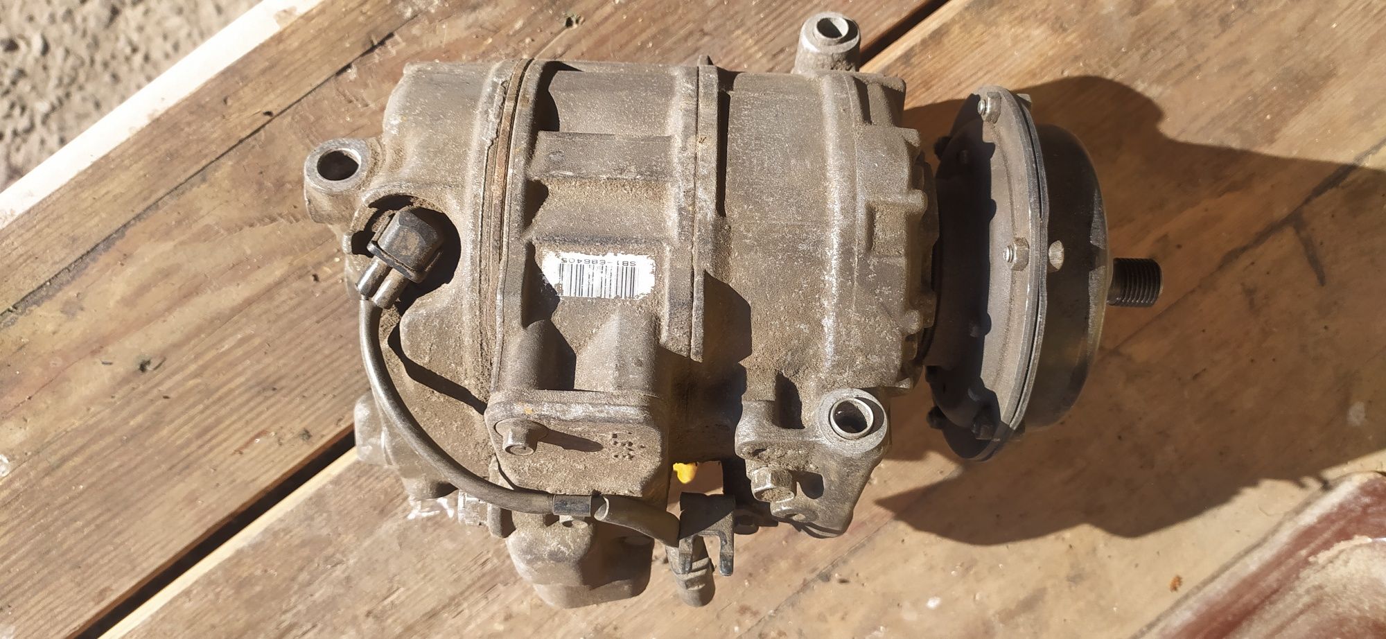 Компрессор кондиционера Фольксваген Т5 2.5 TDI