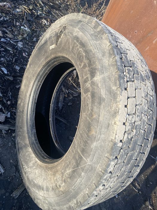 295/80 R 22,5 продам .