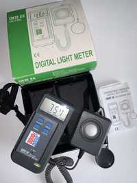 Цифровой люксметр DE 3350 Измеритель освещенности поверенный